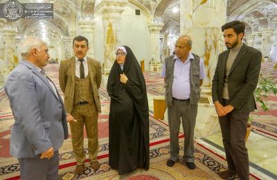 وفد مؤسسة إعانة مفقودي الأطراف من دولة الهند يتشرفون بزيارة مرقد الإمام علي (عليه السلام)