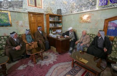 لجنة الإجابة عن المسائل الشرعية في العتبة العلوية المقدسة تصل الليل بالنهار لخدمة زائري مرقد أمير المؤمنين(عليه السلام)