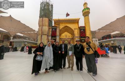 أكاديميون من تايوان يبدون إعجابهم بالمعالم التاريخية والأثرية المنتشرة في رحاب مرقد أمير المؤمنين(عليه السلام)