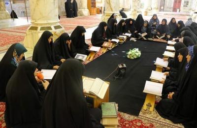 الصحن الفاطمي في العتبة العلوية المقدسة يشهد ختمات قرآنية مرتلة في ذكرى شهادة الإمام علي الهادي(عليه السلام)