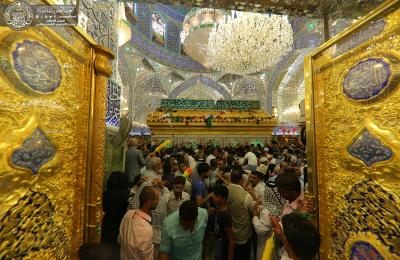 جموع الزائرين تتوافد إلى مرقد أمير المؤمنين(عليه السلام) لتجديد البيعة بذكرى عيد الغدير الأغر