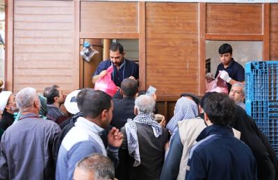 مضيف الزائرين يستحدث منفذا جديدا لتوزيع بطاقات وجبات الطعام لزائري أمير المؤمنين ( عليه السلام)