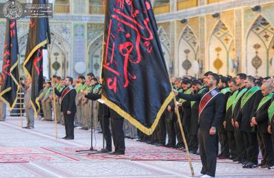 منتسبو العتبة العلوية المقدسة وحشود الزائرين يحيون ذكرى شهادة الزهراء (عليها السلام) في الصحن العلوي المطهر