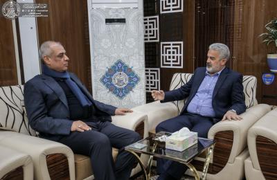 وزير النقل العراقي يلتقي أمين عام العتبة العلوية ويناقش معه عددا من الخطط الكفيلة بخدمة الزائرين