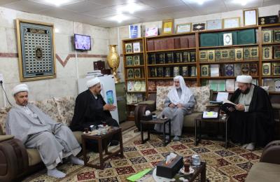 وفد شُعبة إحياء التراث في العتبة العلوية المقدسة يزور مركز تراث كربلاء التابع إلى العتبة العباسية المقدسة