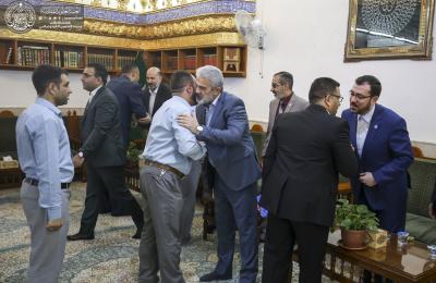 الأمين العام للعتبة العلوية المقدسة يستقبل المنتسبين المهنئين بحلول عيد الفطر المبارك 