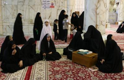 شُعبة الإرشاد والتوجيه الديني النسوي تقيم مجلس عزاء بذكرى هدم قبور أئمة البقيع(ع)