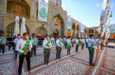 منتسبو العتبة العلوية المقدسة يحيون الغدير الأغر خلال مراسم الزيارة الصباحية