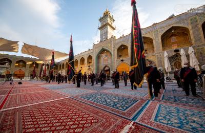 منتسبو العتبة العلوية يحيون ذكرى وفاة السيدة أم البنين(ع) خلال مراسم الزيارة الصباحية