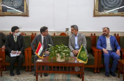 السفير الياباني في العراق يزور العتبة العلوية المقدسة ويطلع على معالمها التاريخية