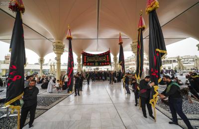 موكب خدم العتبة العلوية المقدسة يُشارك في إحياء ذكرى استشهاد الإمام الصادق (عليه السلام)