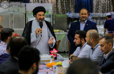 الأمين العام للعتبة العلوية المقدسة خلال لقائه بإعلاميي وصحفيي النجف الاشرف يؤكد على اغتنام الفرصة وتقديم أفضل الخدمات للمجتمع