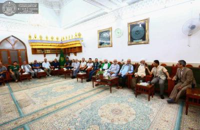 وفد تركي من مؤسسة آل البيت يتشرف بزيارة مرقد الامام علي (عليه السلام)