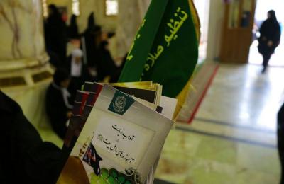 شعبتا القرآن الكريم والتعليم الديني النسويتان تواصلان تقديم خدماتهما لزائرات أربعينية الامام الحسين(عليه السلام)