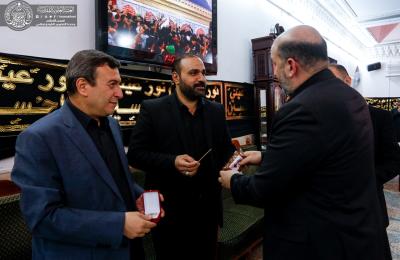 محافظ كربلاء المقدسة يتشرف بزيارة العتبة العلوية المقدسة 