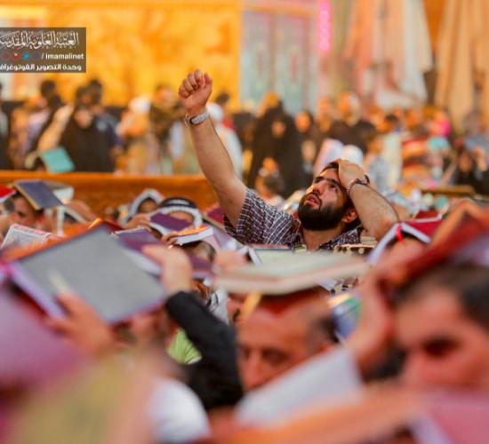 تقرير مصور : رفع المصاحف في اول ليلة من ليالي القدر المباركة في العتبة العلوية المقدسة 