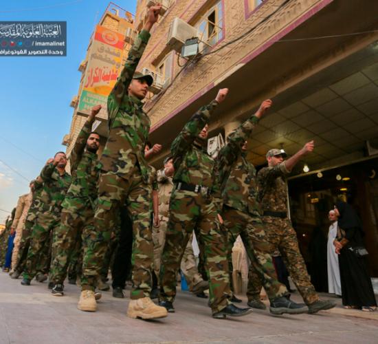 تقرير مصور : استعراض تخرج الدوره العسكرية لطلاب جامعة الكوفة قرب الحرم العلوي المشرف 