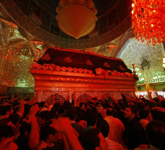 ويستمر العزاء في شهادة الامام علي علية السلام في العتبة العلوية المقدسة