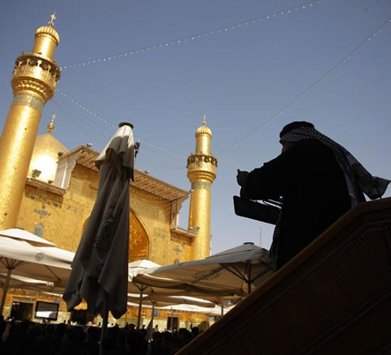 خدام العتبة العلوية المقدسة يعزون امير المؤمنين علية السلام   بذكرى استشهاد الامام على الهادي سلام الله علية