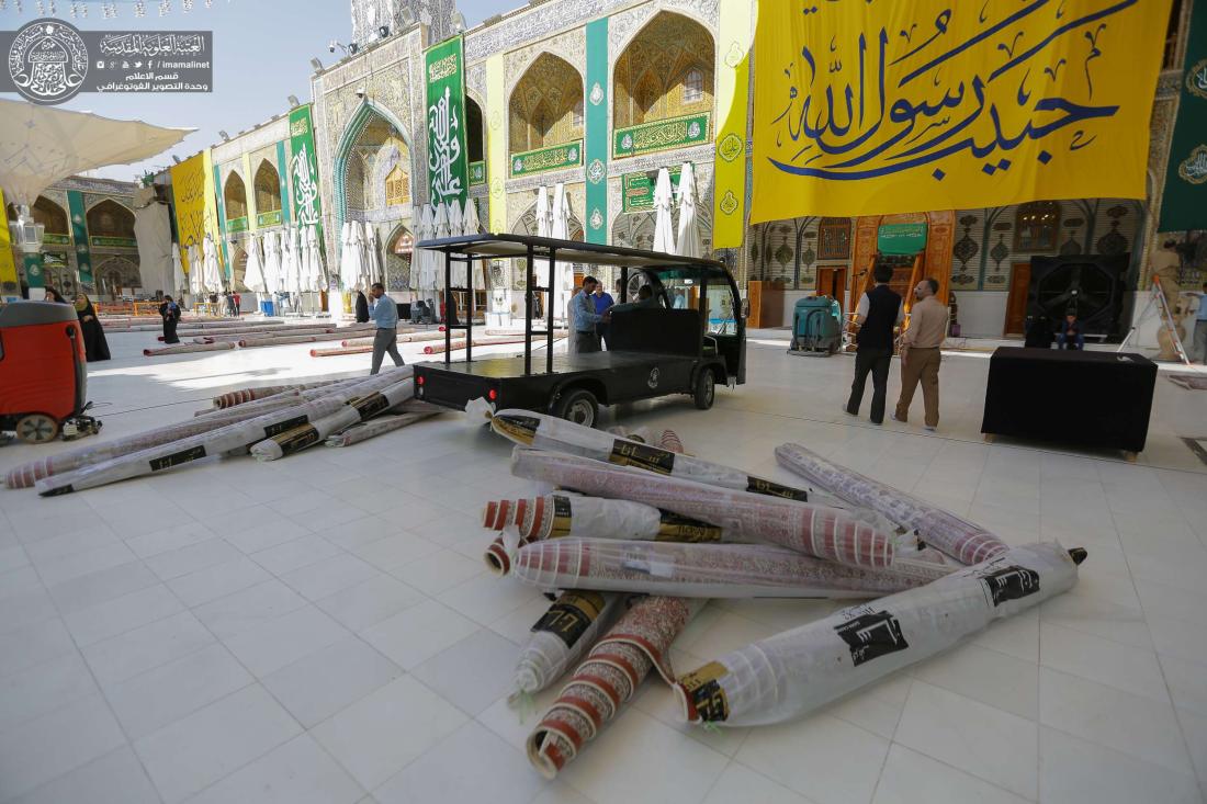 فرش الصحن العلوي المطهر بـ2000 سجادة من النوع الكاشاني استعداداً لمهرجان الغدير السنوي السابع | 