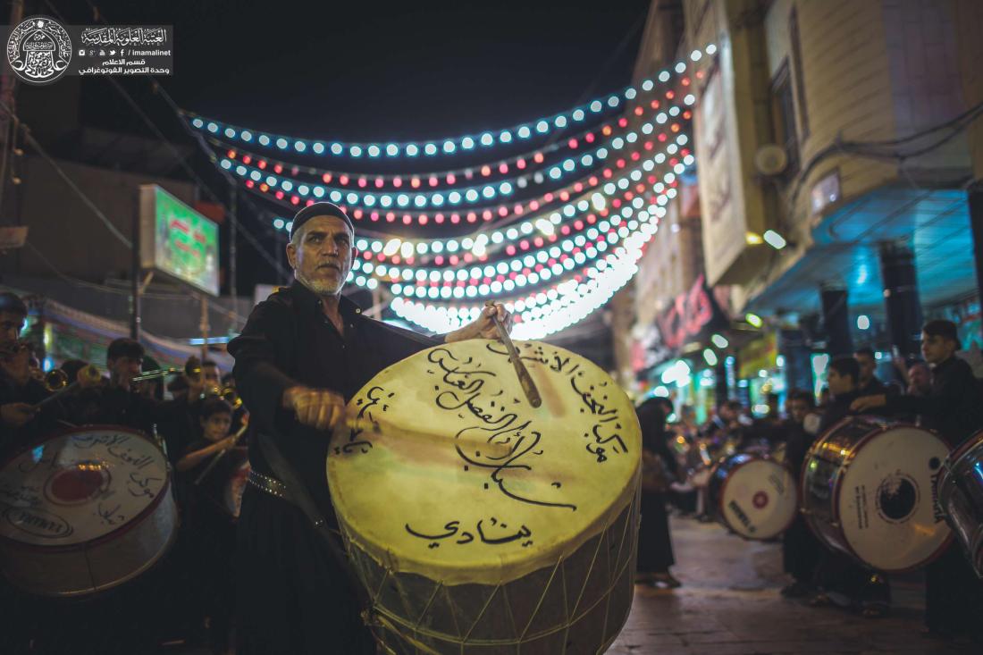 اجواء الحزن ومواكب العزاء الحسيني القريبة من الصحن الحيدري الشريف | 