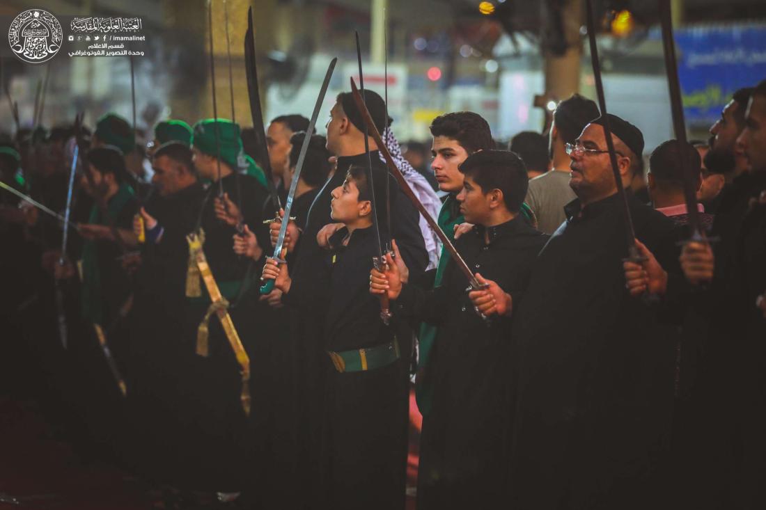 اجواء الحزن ومواكب العزاء الحسيني القريبة من الصحن الحيدري الشريف | 