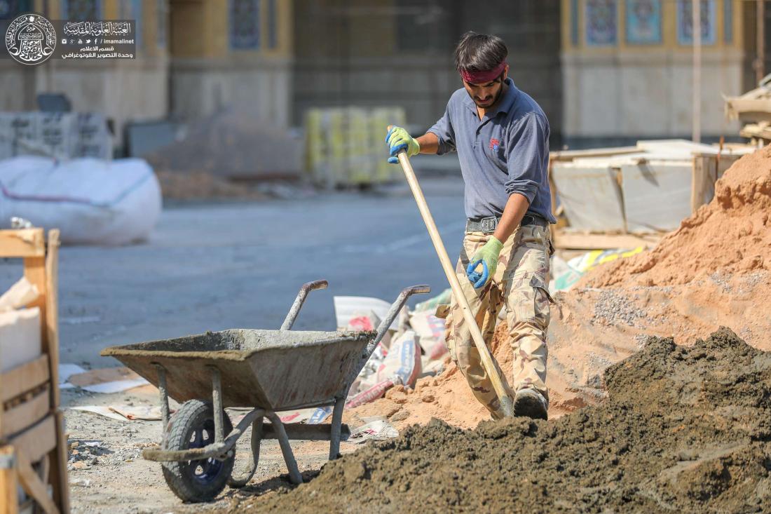 مراحل انجاز متقدمة في ارجاء صحن السيدة فاطمة (عليها السلام ) . | 