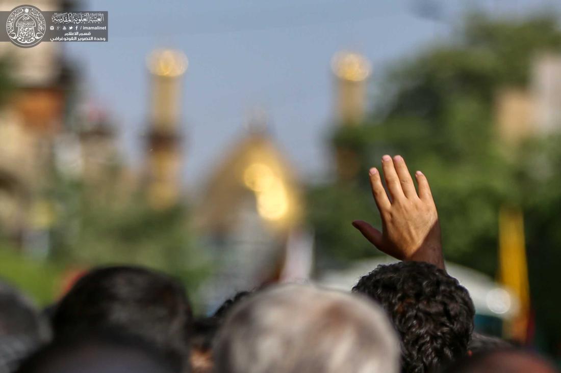 الزائرون ألاجانب يوصلون رسالة مفادها إن الامام الحسين (عليه السلام) لكل العالم | 