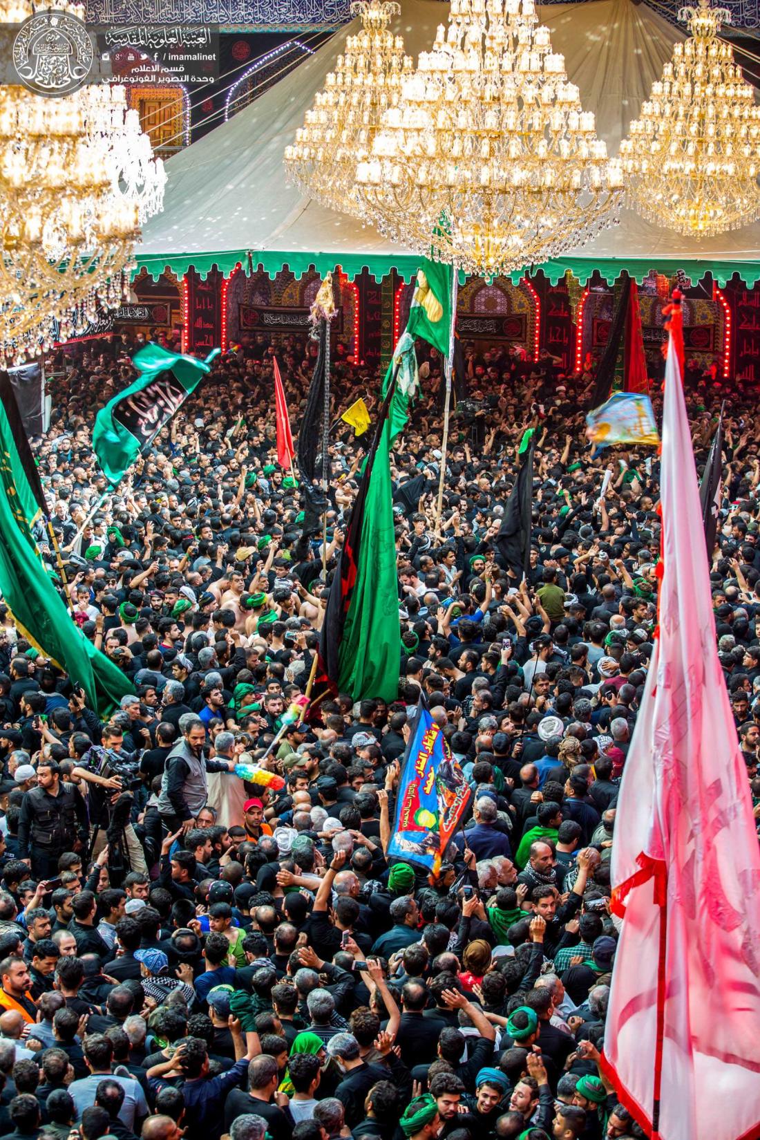 موكب اهالي النجف يحيي ذكرى اربعينية الامام الحسين (عليه السلام ) في كربلاء المقدسة. | 