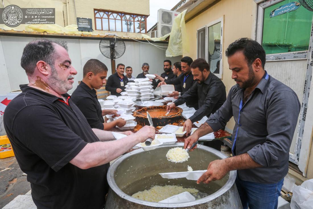 جهود كبيرة في خدمة الزائرين ومنتسبون واصلوا الليل بالنهار لاطعام الزائرين | 