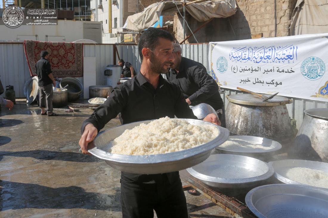 جهود كبيرة في خدمة الزائرين ومنتسبون واصلوا الليل بالنهار لاطعام الزائرين | 