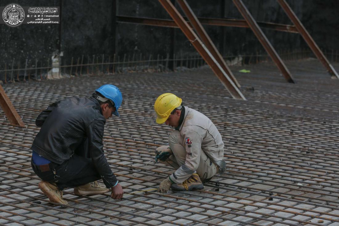 الكوادر الهندسية تواصل أعمالها بمشروع مجمع الصحيات في ساحة الإمام الصادق (عليه السلام)  | 