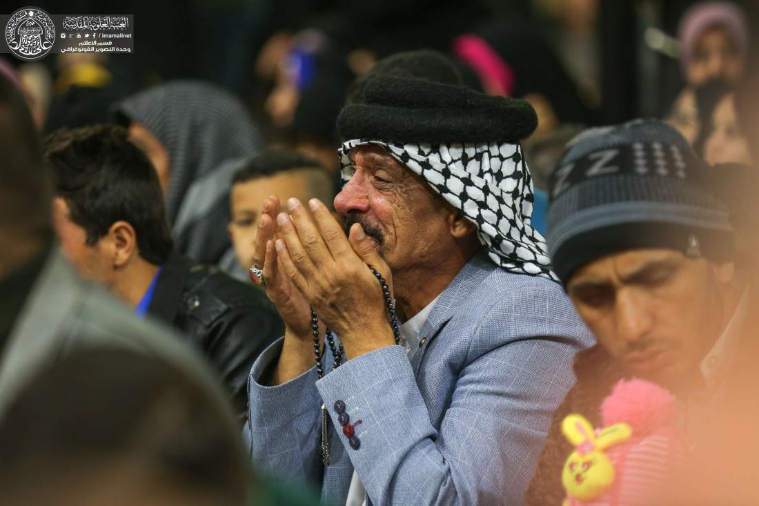 الاجواء الايمانية وقراءة دعاء كميل في الصحن الحيدري الشريف | 