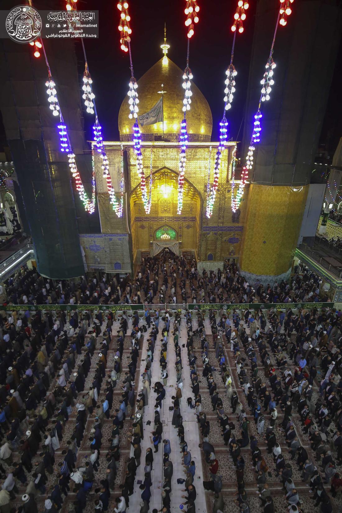 بنية الولاء والوفاء ،، يحتضن الحرم العلوي صلاة المحبين في ليلة الولادة العطرة | 