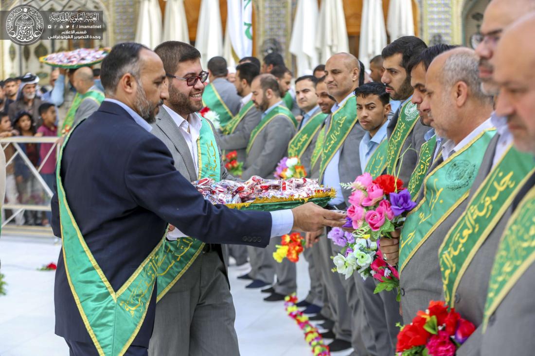 منتسبو العتبة العلوية المقدسة يحيون ذكرى ولادة الامام الحسين (عليه السلام ) في الصحن الحيدري الشريف | 