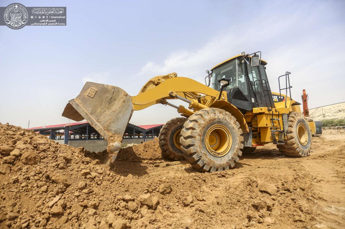 الأمين العام للعتبة العلوية المقدسة المهندس يوسف الشيخ راضي يتفقّد قسم الآليات في منطقة الحولي  | 