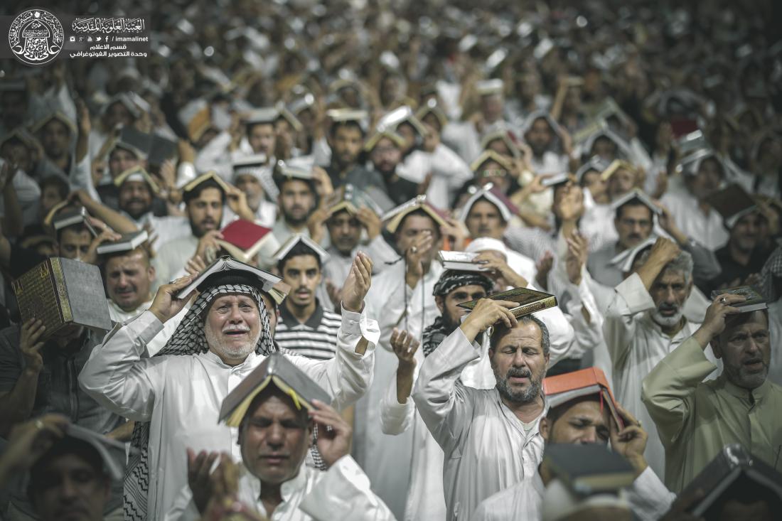 إنها الأيام المباركة التي فيها ليلة هي خير من ألف شهر. اجواء رفع المصاحف في الصحن الحيدري الشريف | 