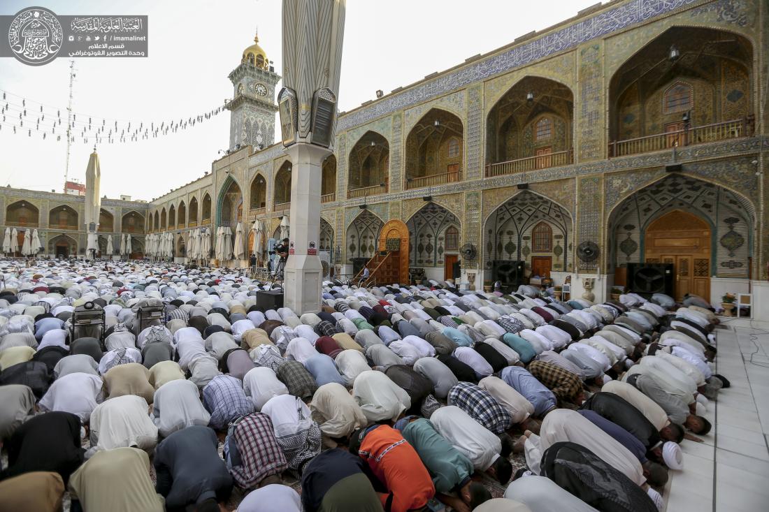 إقامة صلاة عيد الفطر المبارك في رحاب الصحن الحيدري الشريف  | 