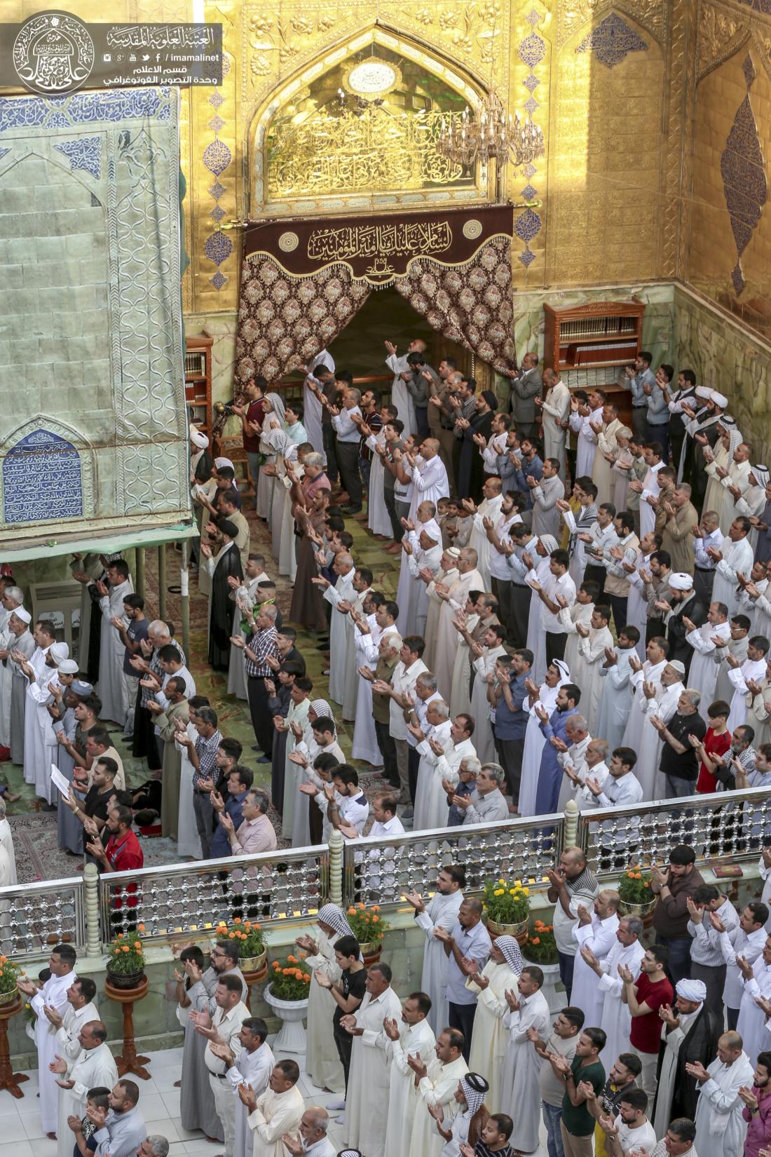 إقامة صلاة عيد الفطر المبارك في رحاب الصحن الحيدري الشريف  | 