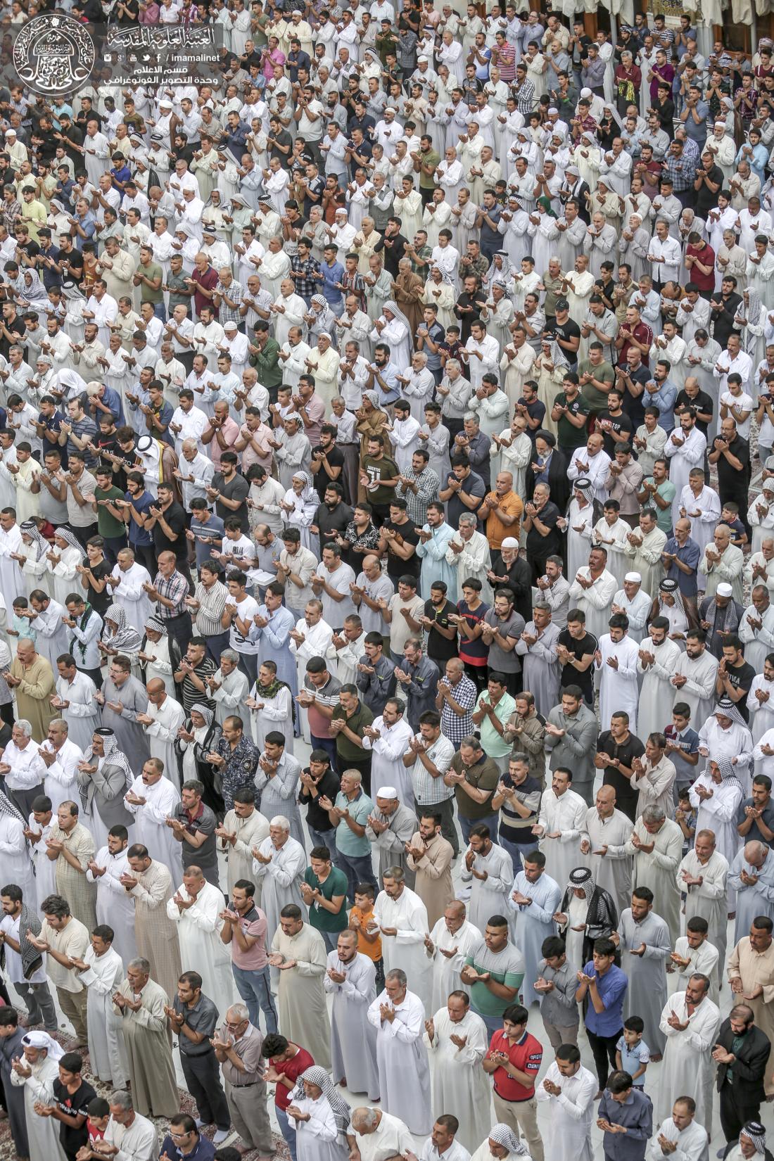 إقامة صلاة عيد الفطر المبارك في رحاب الصحن الحيدري الشريف  | 