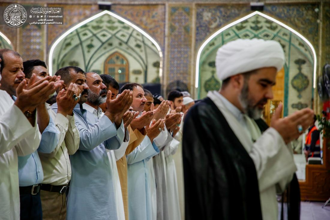 صلاة الجماعة في ليلة عيد الغدير الأغر مع حشود الملبين لنداء الولاء العلوي | 