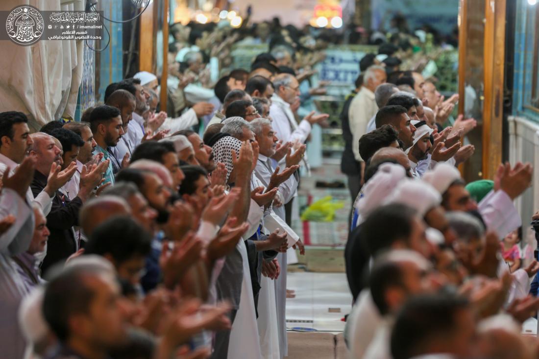 صلاة الجماعة في ليلة عيد الغدير الأغر مع حشود الملبين لنداء الولاء العلوي | 