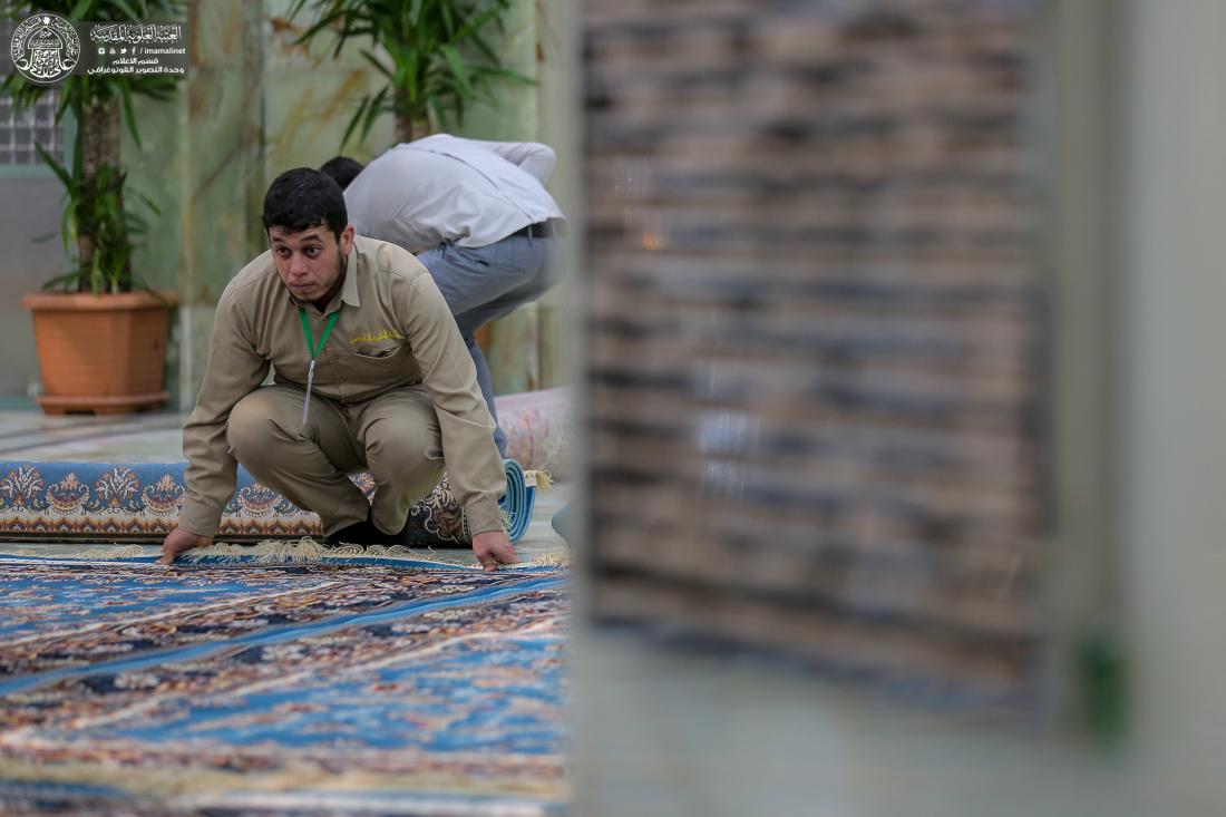 تيمناً بالمولد النبوي الكريم...إدارة العتبة العلوية المقدسة تفرش المرقد المطهر بأفخر أنواع السجاد وتفتتح أجهزة التعطير الالكترونية وقواطع الساتنلس ستيل | 