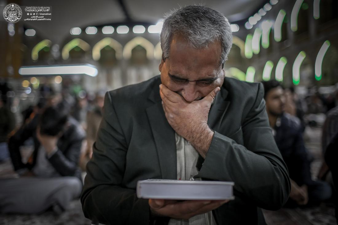 الاجواء الايمانية وقراءة دعاء التوسل في رحاب مرقد أمير المؤمنين (عليه السلام) | 
