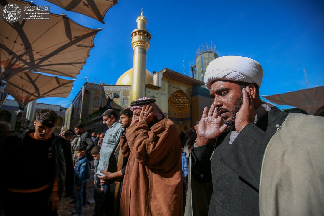إقامة صلاة الظهر في رحاب الصحن الحيدري الشريف | 