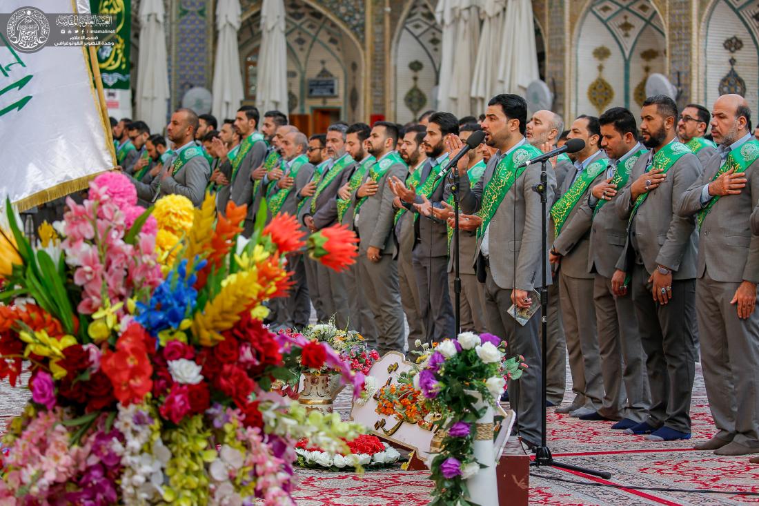 منتسبو العتبة العلوية المقدسة يحيون بالأناشيد مناسبة ولادة السيدة زينب (عليها السلام) خلال مراسم الزيارة الصباحية | 