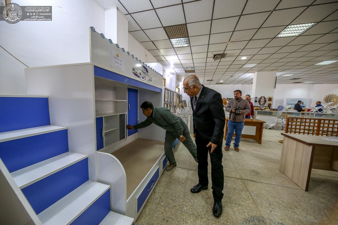 العتبة العلوية المقدسة تفتتح بالتعاون مع اتحاد الصناعات العراقي السوق المركزي وتعرض فيه منتجات حرفيّة متنوعة   | 