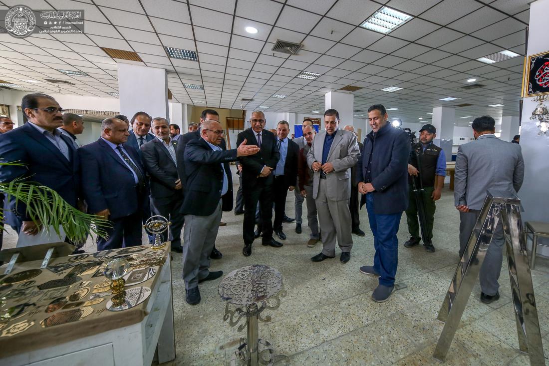 العتبة العلوية المقدسة تفتتح بالتعاون مع اتحاد الصناعات العراقي السوق المركزي وتعرض فيه منتجات حرفيّة متنوعة   | 