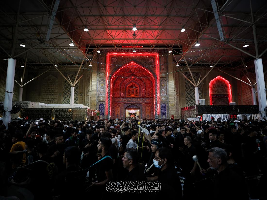 آهات العزاء تنثرها أنفاس الموالين في رحاب سيد الوصيين (عليه السلام) ليلة استشهاده الأليمة | 