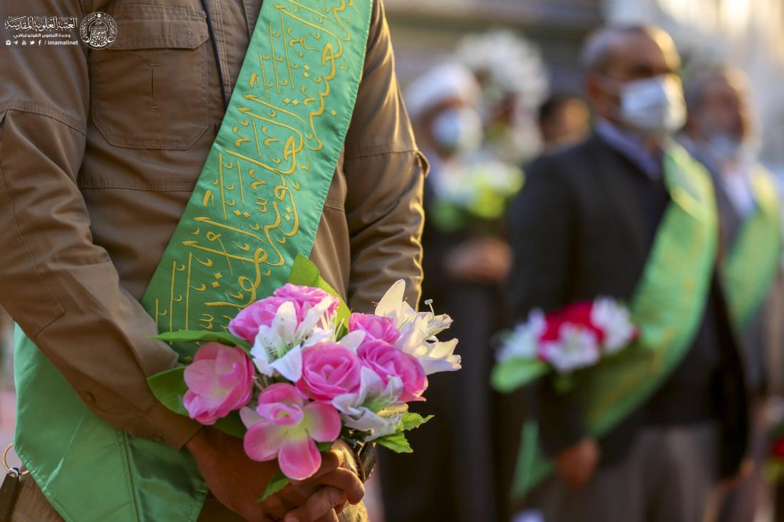 منتسبو العتبة العلوية المقدسة يحيون بالأناشيد مناسبة ولادة الامام محمد الجواد (عليه السلام) خلال مراسم الزيارة الصباحية | 